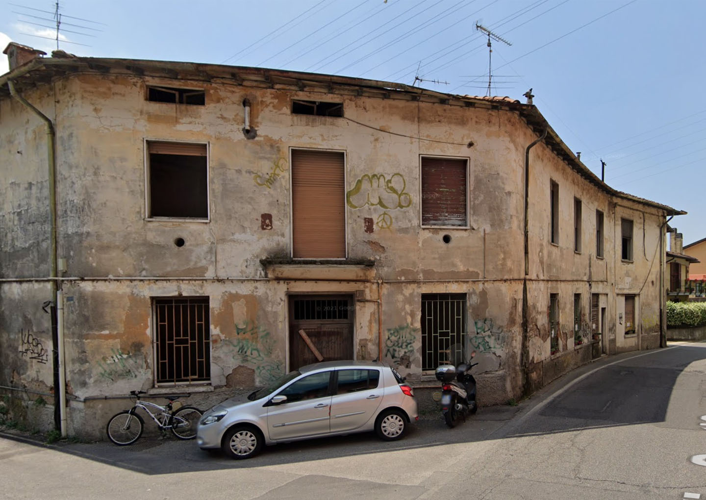 4 S.O. 32: Laboratorio 1